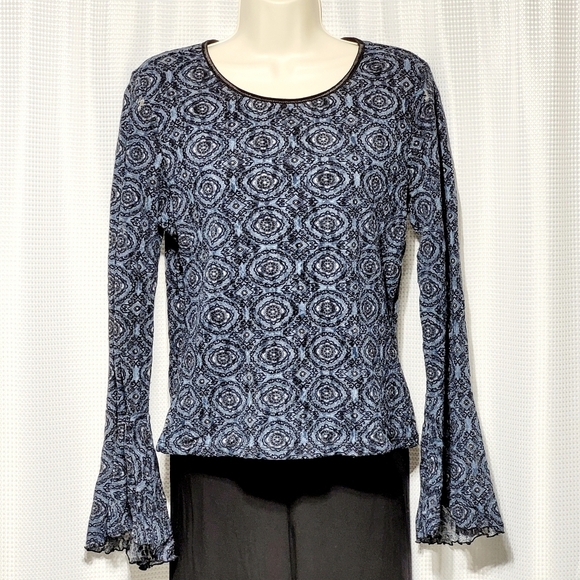VTG INC Blue & Black Lace & Long Ruffle Bell Sleeve Pop Over Blouse (L) - Picture 1 of 10